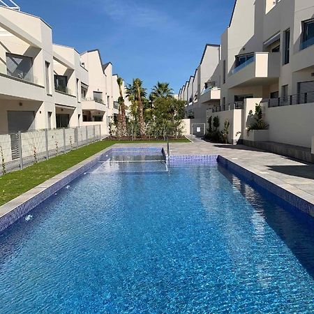 Apartamento Amalia Delux En Torrevieja Bagian luar foto